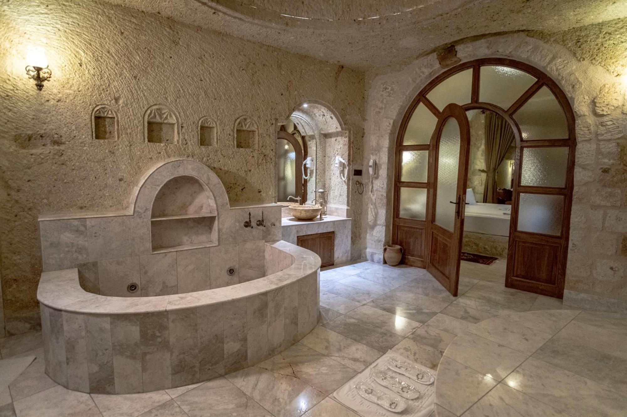Kemerhan Cave Suites Urgup Exterior photo